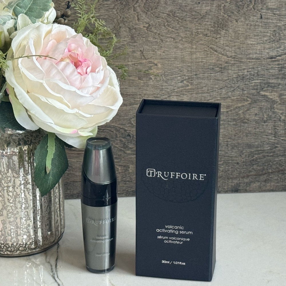 Volcanic Activating Serum - Elegant Black